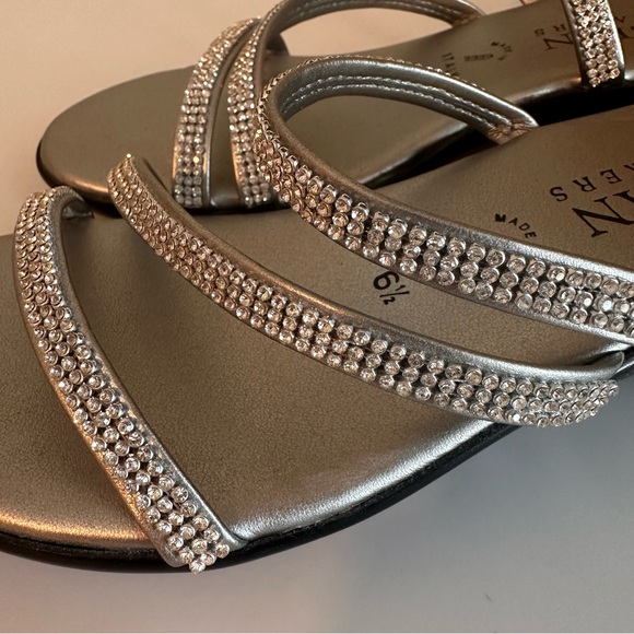 NEW Silver Rhinestone Slip-On Sandals Women’s Size 6.5 - Picture 6 of 6